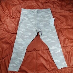 NWT Athleta Elation Camo 7/8 Tight Taupe NEW with Tags Size 2XL MSRP: $89 FITTED
